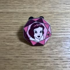 白雪姫 ピンバッジ 単品売り - メルカリ