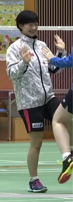 ヨネックス日本代表　宮崎朋花　桃田賢斗のサムネイル