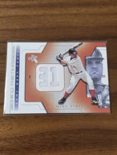 実使用】マイク・ピアザ 2002 Fleer E-X メモラビリアカード - メルカリ