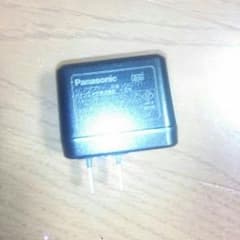 USB　コンセント　100円のサムネイル