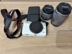 Canon EOS M100 ホワイト 本体 レンズ2本付きのサムネイル
