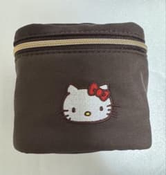 Hello Kitty CosmeKitchen バニティポーチ ブラウンのサムネイル
