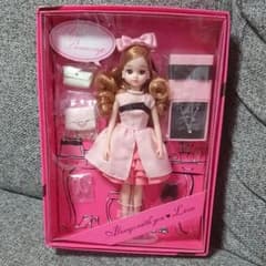 株主優待2015年     限定リカちゃん    非売品のサムネイル