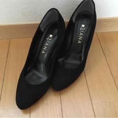 DIANA 黒パンプスのサムネイル