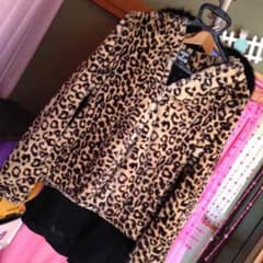 新品♡˖꒰ᵕ༚ᵕ⑅꒱フワモコヒョウ柄パーカーのサムネイル