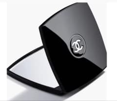 Chanel ブラック コンパクトミラーのサムネイル