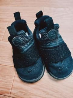 14センチNIKEのシューズのサムネイル