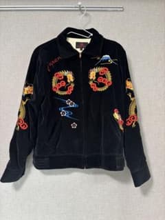 CROPPED HEADS スカジャン M 黒 日本地図 ベロア 古着 CROPPED HEADS スカジャン M 黒 日本地図 ベロア 古着 - メルカリ