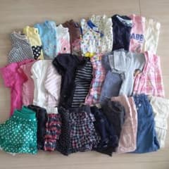 女の子　夏服　100センチ　まとめ売り　30枚ほどのサムネイル