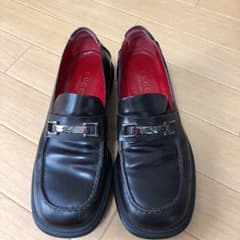 GUCCI  ローファーのサムネイル