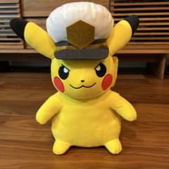 キャプテンピカチュウ　ぬいぐるみ　未使用品