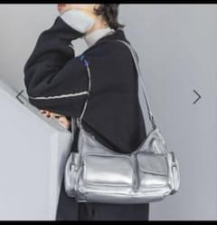 値下げ中！PAGEBOY ページボーイ アウトポケット ショルダーバッグのサムネイル