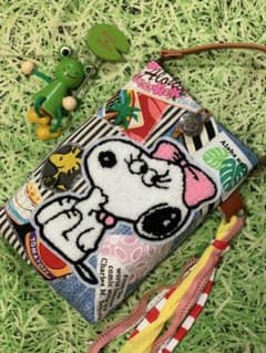 ベルちゃん(ᵔᴥᵔ) スマホポーチのサムネイル