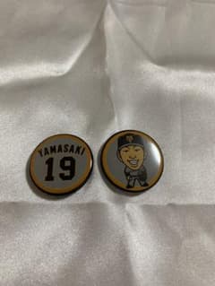 山崎伊織　ミニ缶バッジ2個セットのサムネイル
