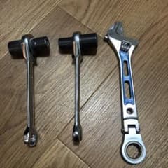 ラチェットレンチ　モンキースパナセットのサムネイル