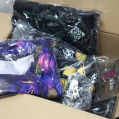 廃棄前値引 NieR たっぷりセット！キーホルダー付！ フリーサイズ 未使用のサムネイル