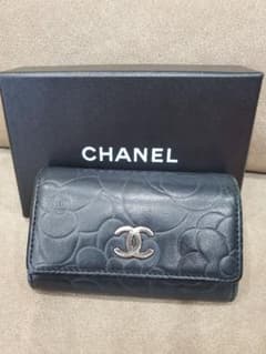 CHANEL ブラック レザー キーケースのサムネイル