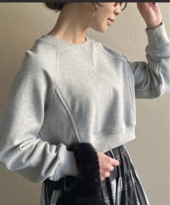 JUNOAH スウェットのサムネイル