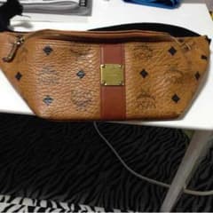 mcm バックのサムネイル
