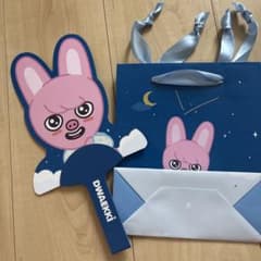 SKZOO スキズ ペーパーバッグ GIGO トゥエッキ チャンビンのサムネイル