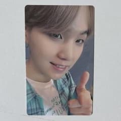防弾少年団　ユンギ SUGA　FC継続　トレカ BTS SUGA ユンギ トレカ - メルカリ