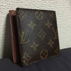 ルイヴィトン 二つ折り財布のサムネイル