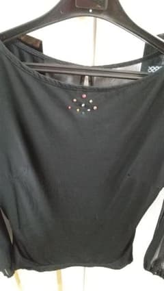 チャコット 黒のトップスのサムネイル