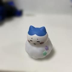 ちいかわ ハチワレ 雲 ライト フィギュアのサムネイル