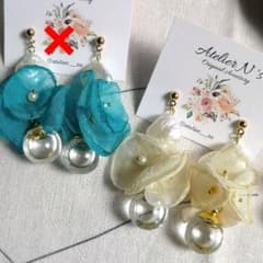 ♡シフォンフラワー ピアス イヤリングのサムネイル