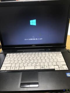 中古ノートパソコン　富士通　LIFEBOOK A572 /Eのサムネイル