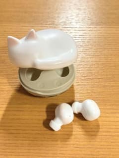 ラディウス 猫ワイヤレスイヤホン シロ HP‑C28BTW Radiusのサムネイル