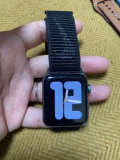 Apple Watch Series 3 (42mm, GPS) スペースグレイのサムネイル