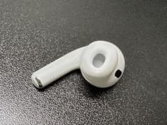 【純正・美品】AirPods Pro 第2世代(USB-C)右耳A3047のサムネイル