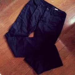 黒ローライズパンツのサムネイル