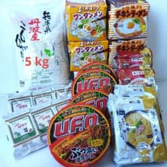 コシヒカリ5kgと即席麺セット コシヒカリ5kgと即席麺セット - メルカリ