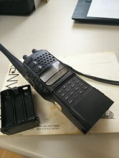 ケンウッドTH-78 デュアルハンディ無線機のサムネイル