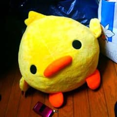 【バレンタイン最終値下げ】ぴよ！★BIGぬいぐるみ！★ひよこのサムネイル
