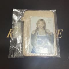 少女時代 テヨン ペンミ パスケース フォトカード付き - メルカリ