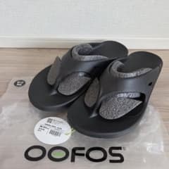 OOFOS OOriginal サンダル ブラック W10 M8 OOFOS OOriginal トングサンダル ブラック M8 W10 - メルカリ