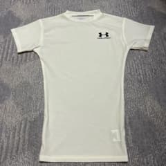 Under Armour ホワイト アンダーシャツのサムネイル