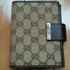専用！購入不可！GUCCI手帳♪のサムネイル