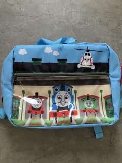 トーマスのキャラクター小型バックパック