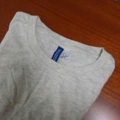 【送料込み、タグ無し新品】H&M Tシャツ　Sのサムネイル