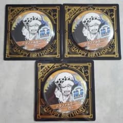 ONE PIECE トラファルガー・ロー バースデイ缶バッジ 3つ - メルカリ