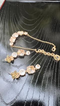 Les Néréides クリスタルビジュー イヤリング＆ブレスレットセット 