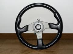 momo race ステアリングのサムネイル