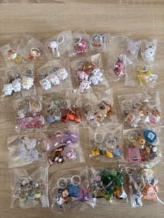 ゆ*ゆ様 めじるしアクセサリー73点まとめ売りのサムネイル