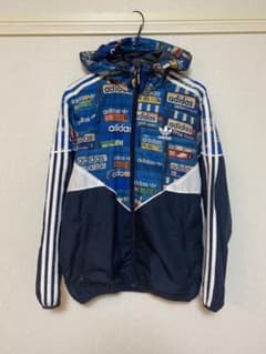 adidas アディダスのサムネイル