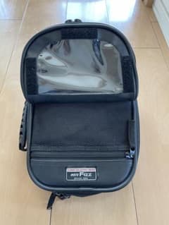 Motofizz タンクバッグ　スマホセット可　マグネット装着のサムネイル