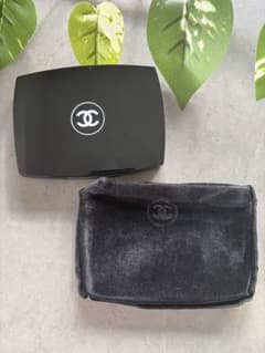 CHANEL LE TEINT ULTRA TENUE 21 BEIGEのサムネイル
